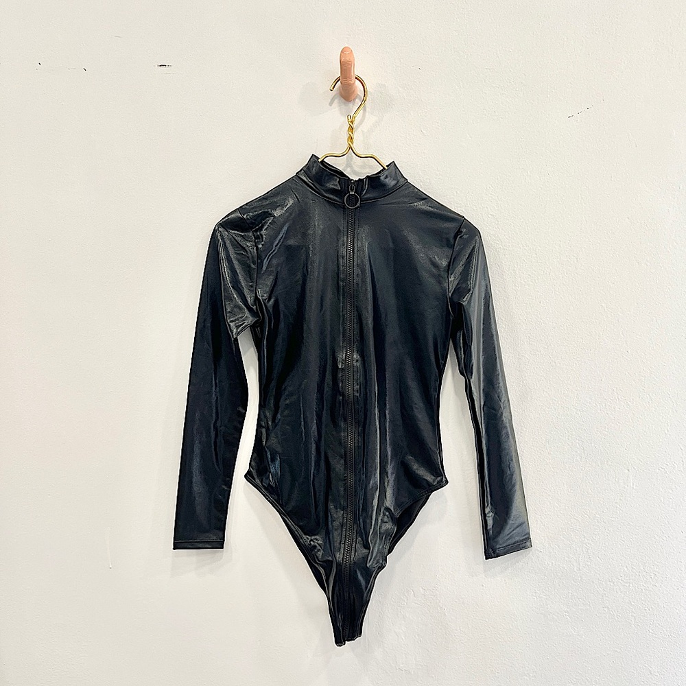 Lovehoney Black Wet Look Long Sleeve Zipper Teddy - NEW